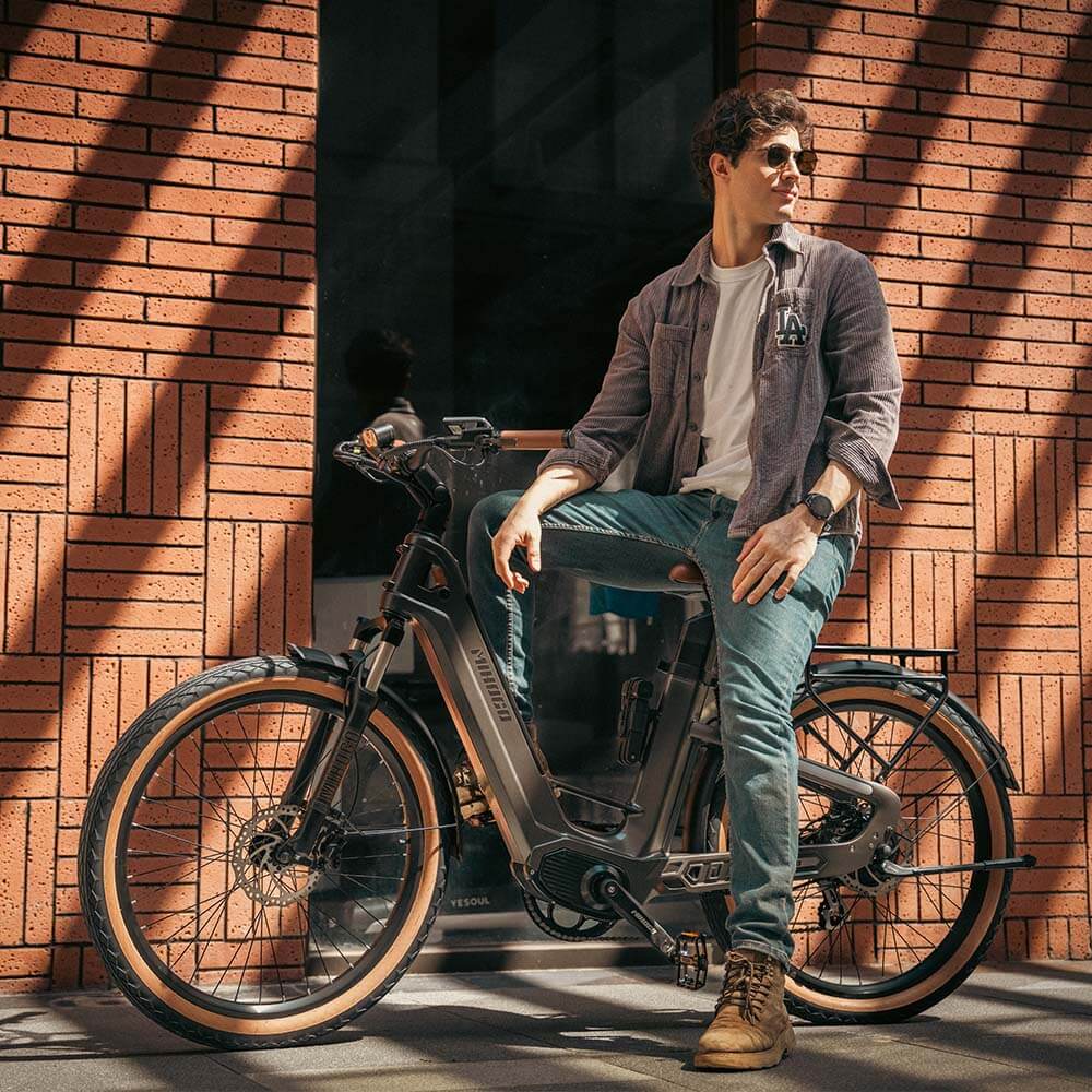 Urban Commuting Safety Tips 2025: E-bike Guide | Mihogo EU – MIHOGO ...